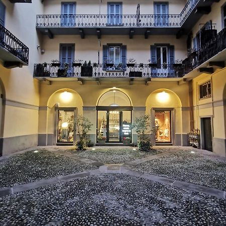Flora Inn, Super Sweet Studio - Centro Бергамо Экстерьер фото