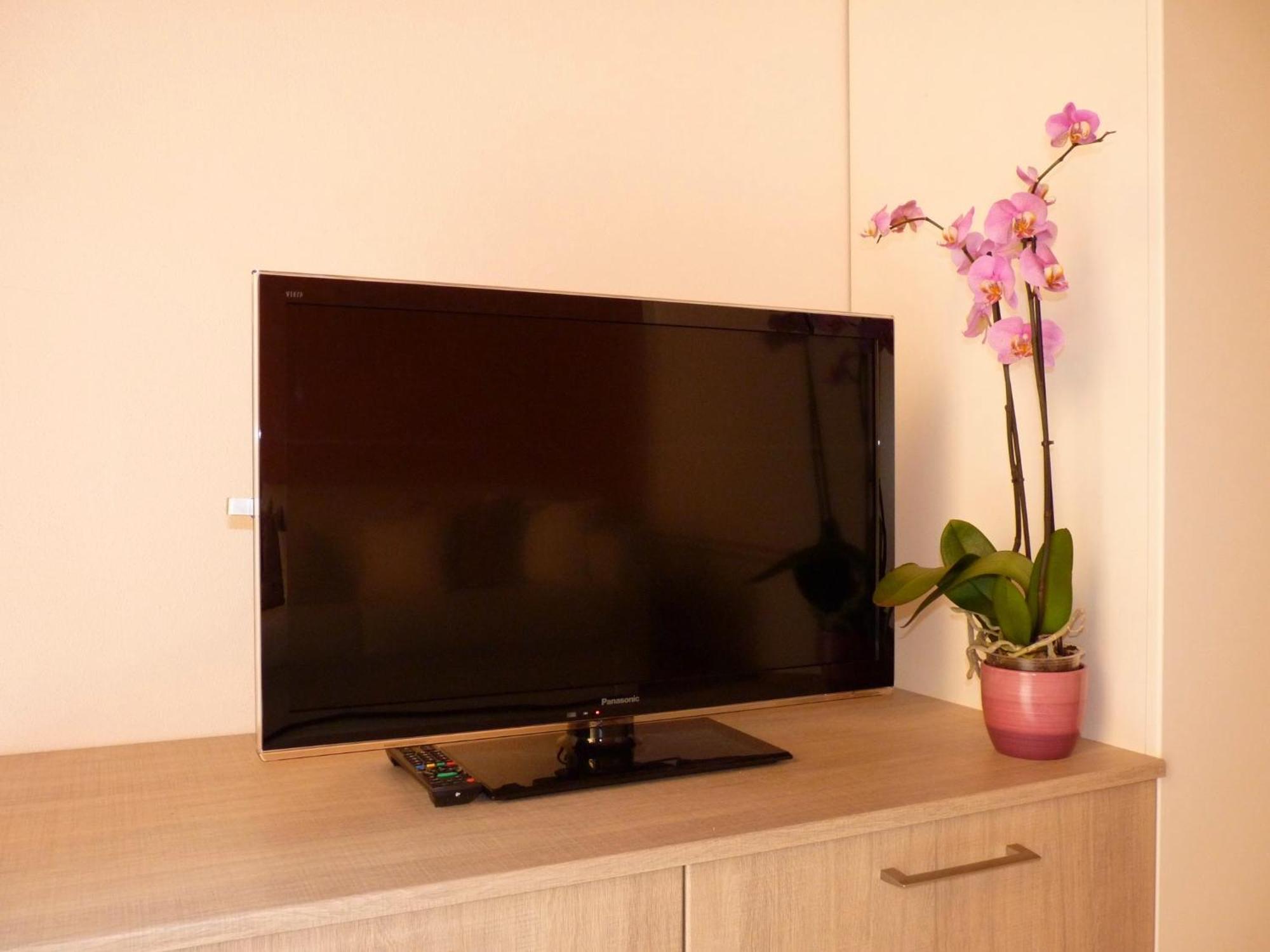 Flora Inn, Super Sweet Studio - Centro Бергамо Экстерьер фото